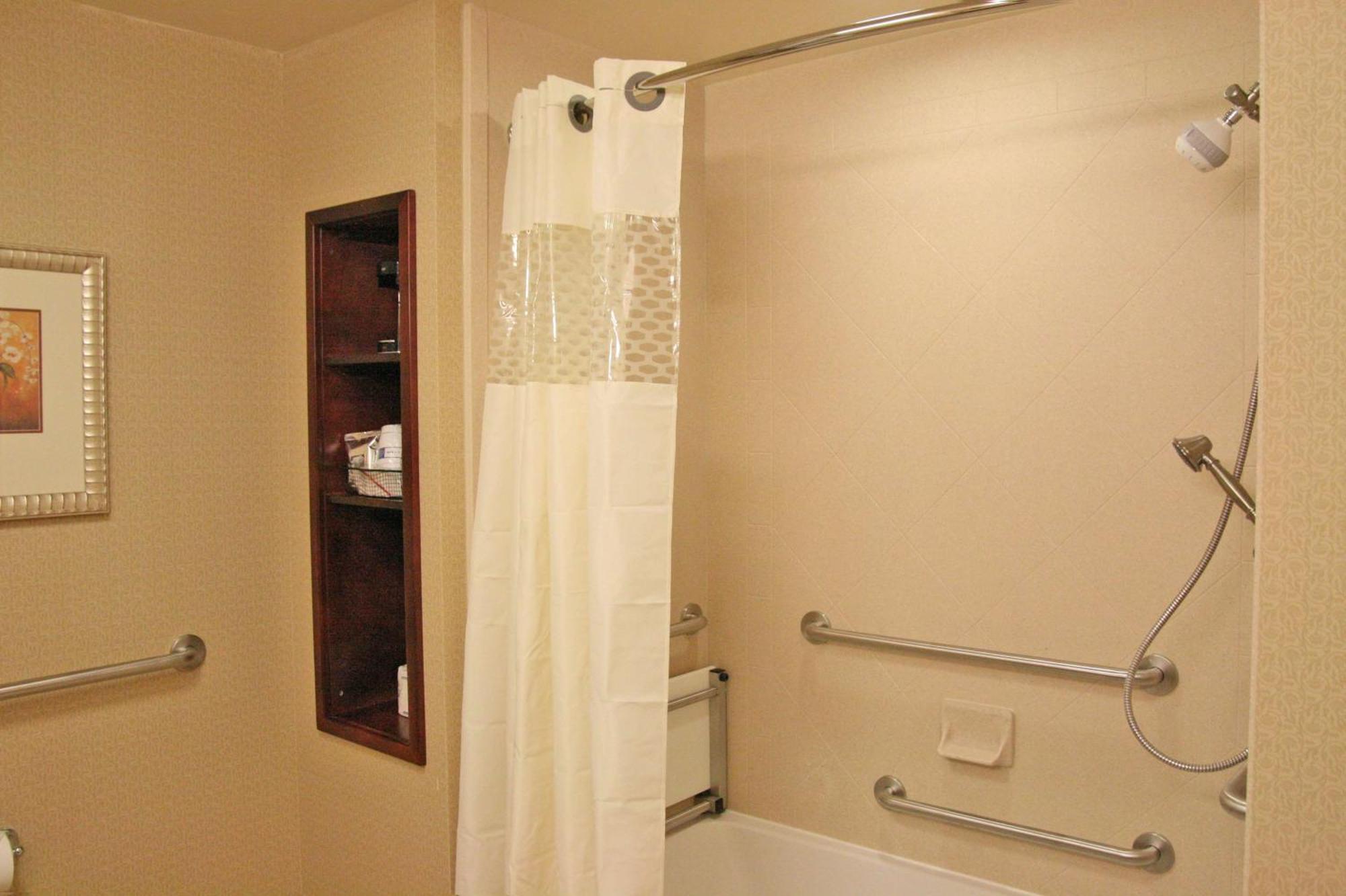 Hampton Inn & Suites Indianapolis-Airport Esterno foto